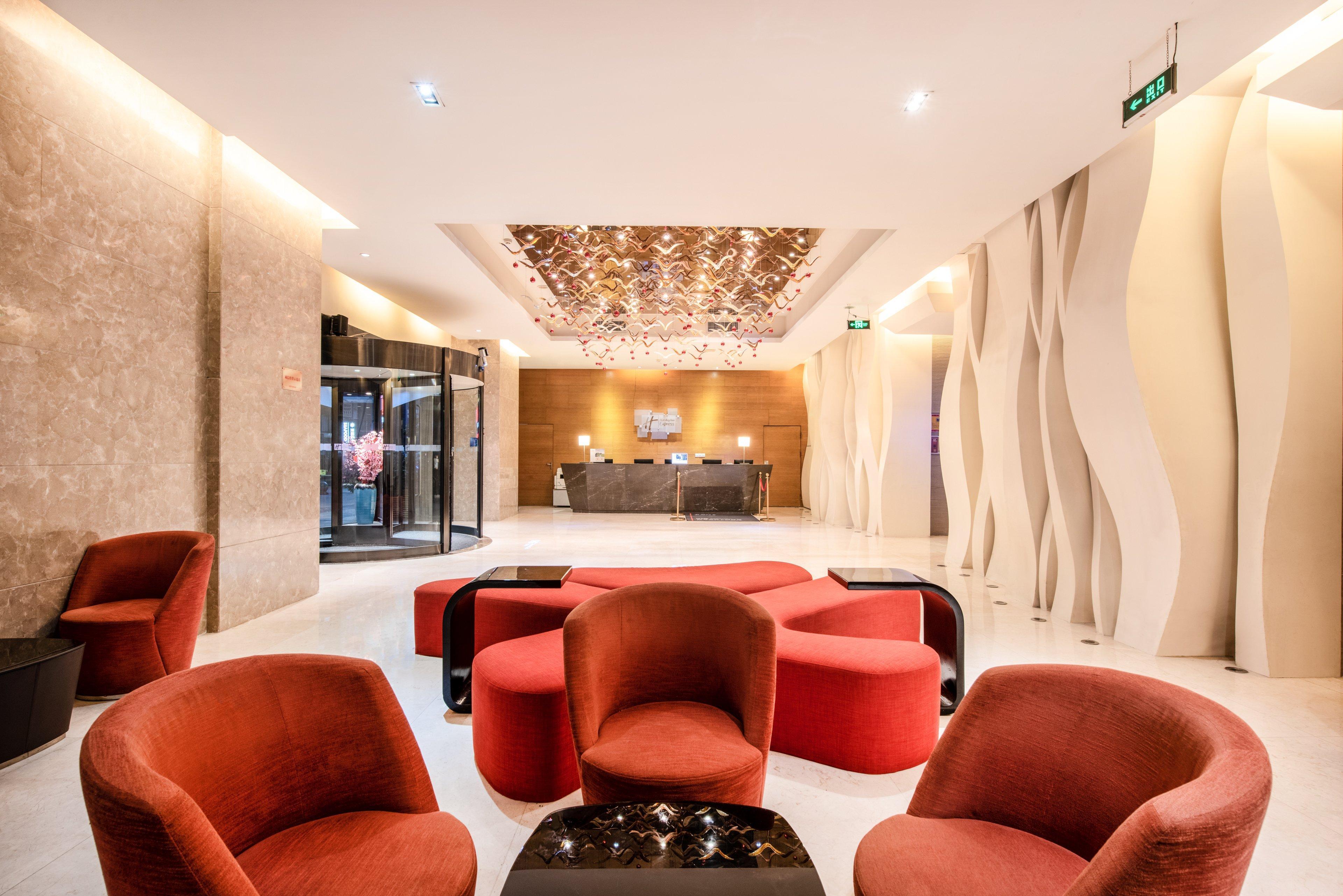 Holiday Inn Express Chongqing Guanyinqiao By Ihg Exterior photo