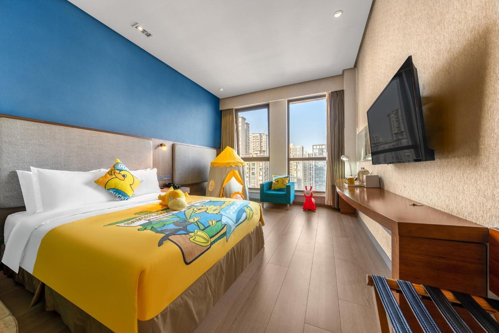 Holiday Inn Express Chongqing Guanyinqiao By Ihg Exterior photo